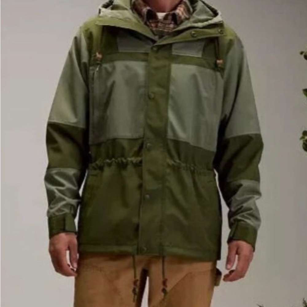 Alpine Design Men's Two-Tone Green Raincoat